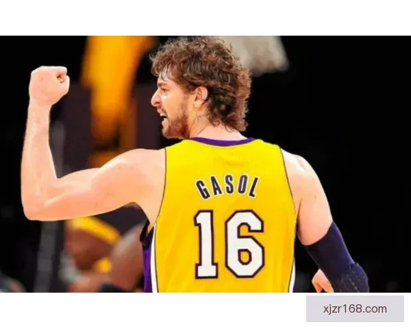 科比球衣退役引爆45万弹幕背后情绪数据与球迷文化深度解读全景